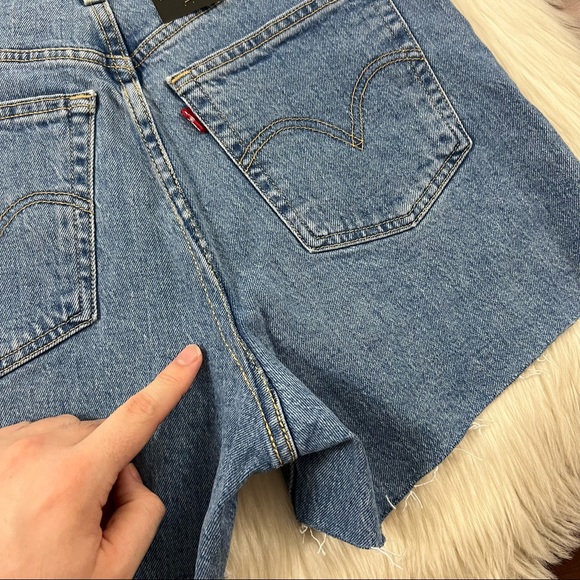 Levi's Size 28‎ Ribcage Cut Off Denim Jean Shorts - Picture 8 of 10